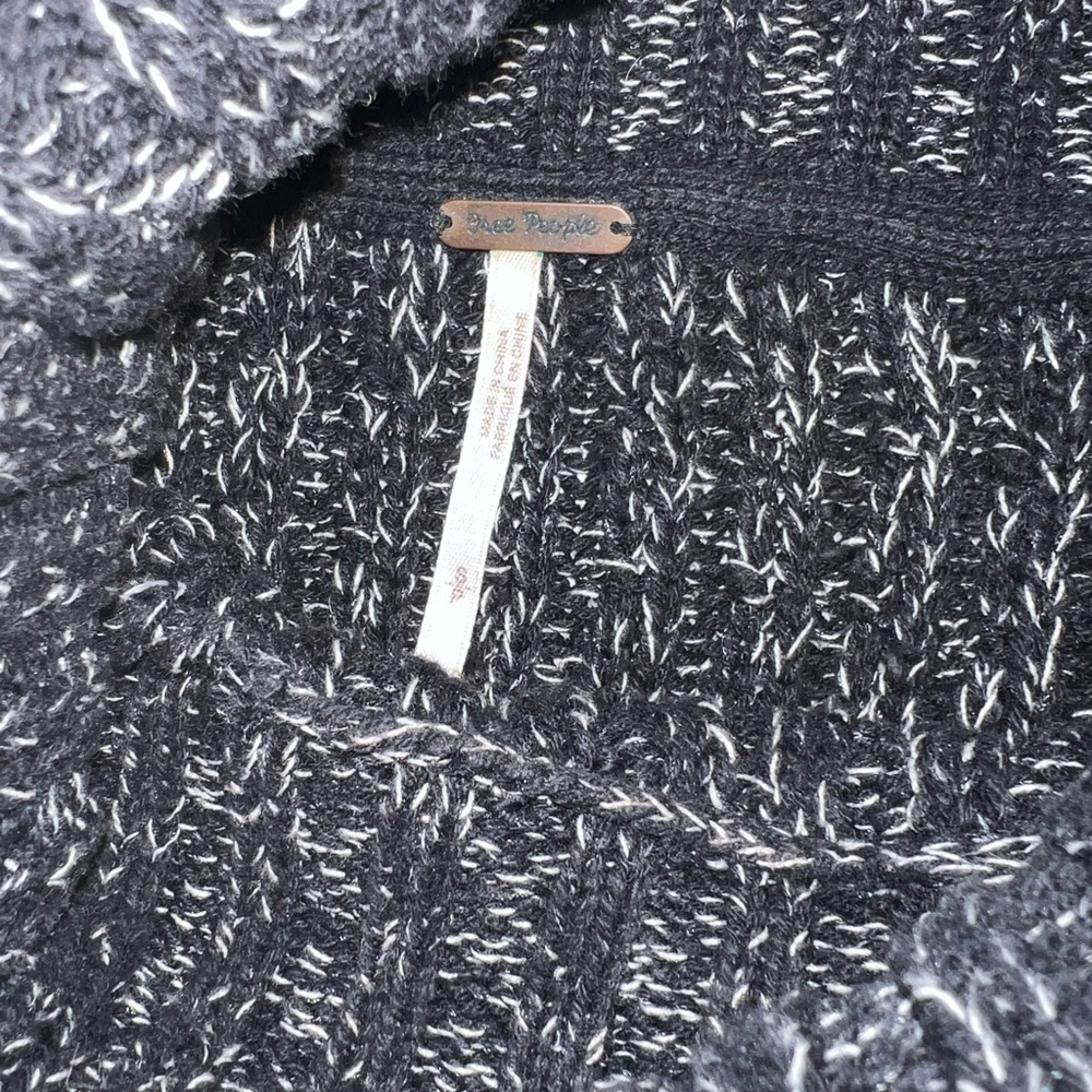 Free People Cropped Sweater Small Turtleneck - Picture 4 of 5